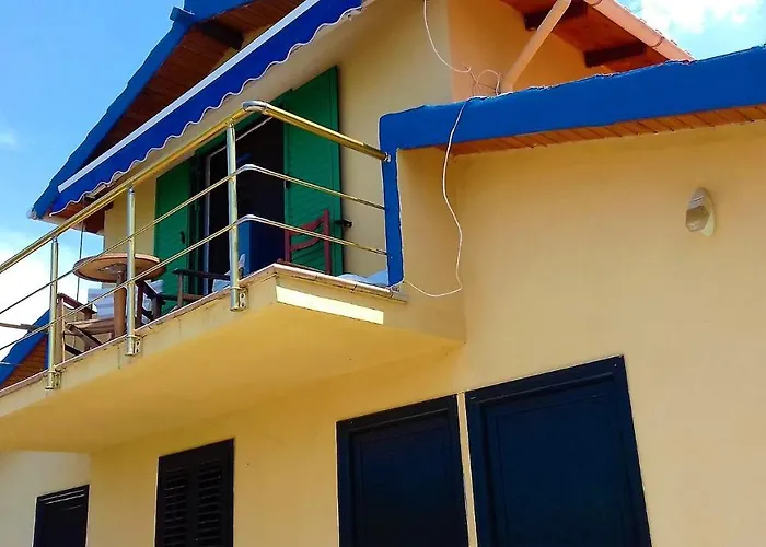 Ramo\'S Spectacular 2-Story Holiday Home With Radhime Views